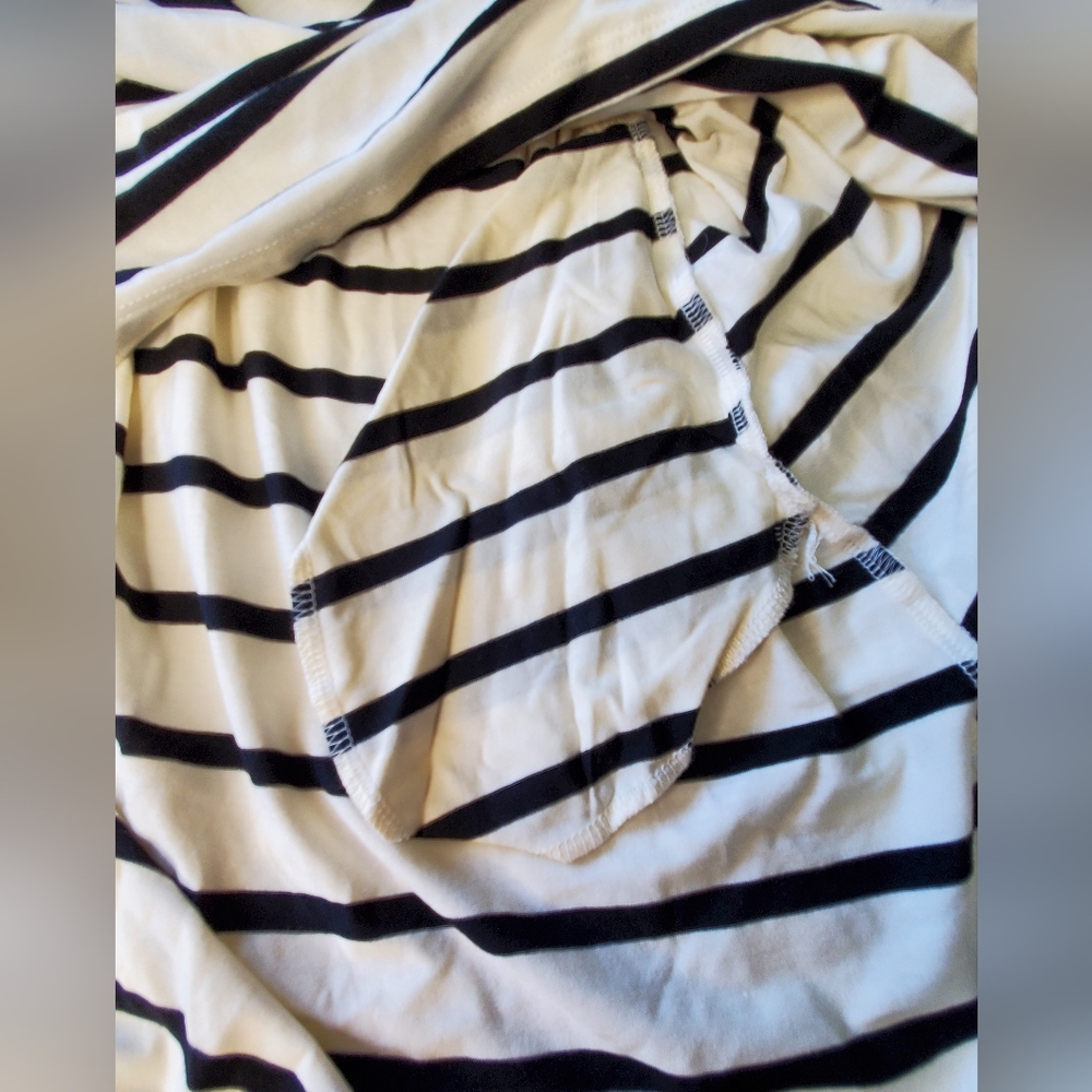Yelete Striped Dress - Picture 6 of 9